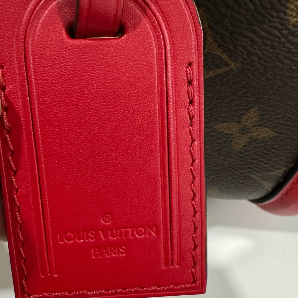 Louis Vuitton Handbag - Picture 2 of 8